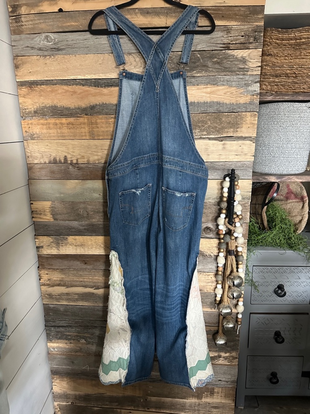Denim upcycle vintage quilt Floral Patchwork Overalls - Picture 7 of 8